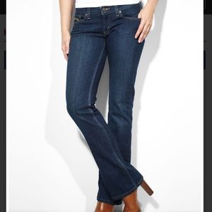 Levi’s 524 Boot cut Too Superlow size 5 jeans